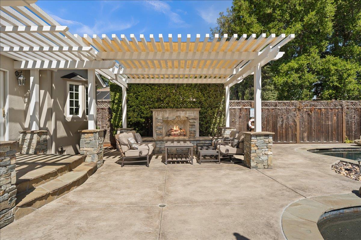 Detail Gallery Image 35 of 45 For 1434 Capri Dr, Campbell,  CA 95008 - 3 Beds | 2/1 Baths