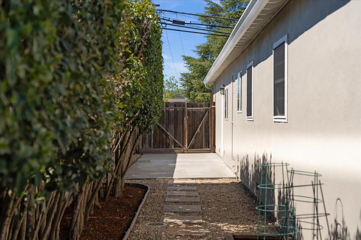 Detail Gallery Image 42 of 45 For 1434 Capri Dr, Campbell,  CA 95008 - 3 Beds | 2/1 Baths