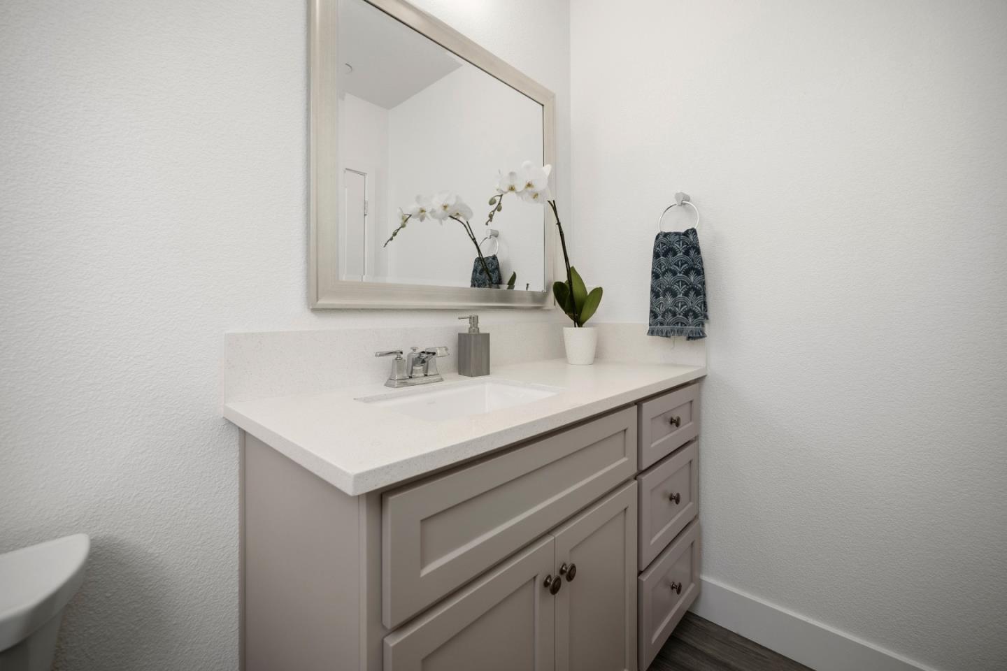 Detail Gallery Image 16 of 37 For 2785 Telegraph Blvd, Marina,  CA 93933 - 3 Beds | 2/1 Baths