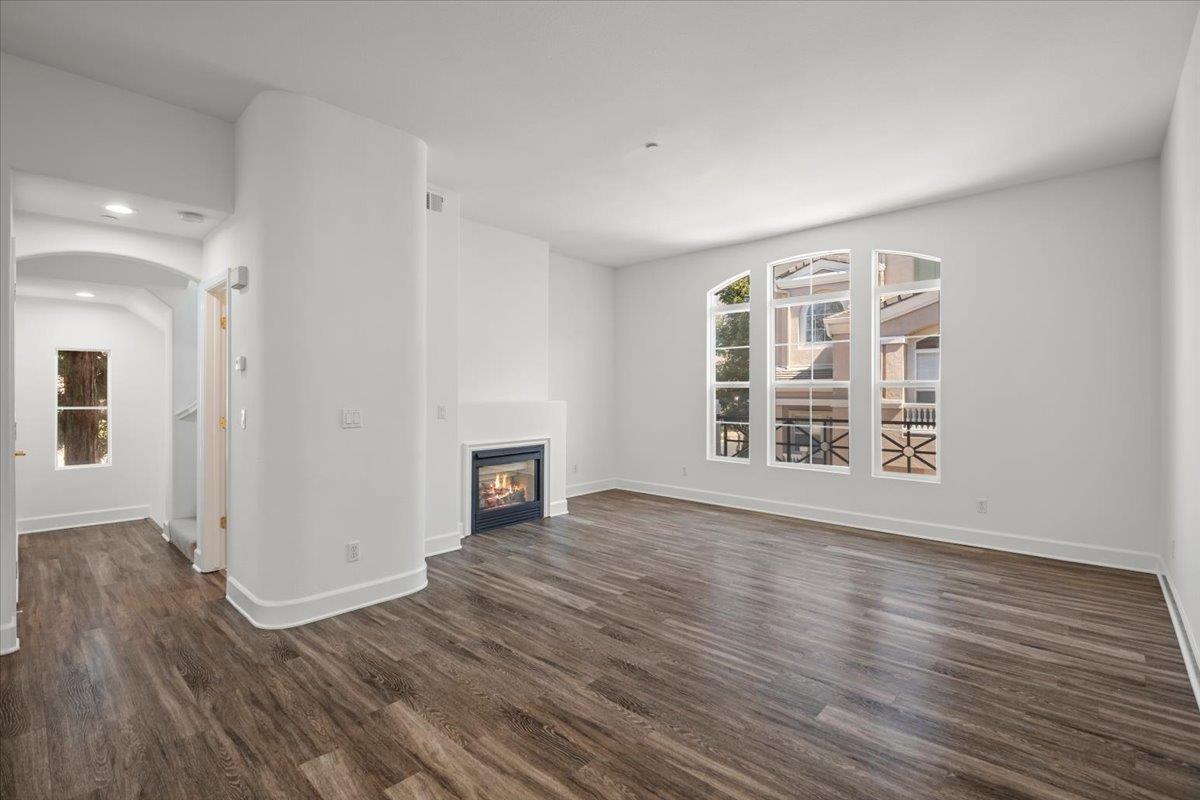 Photo #2: ML82039229 Listing: Photo #2