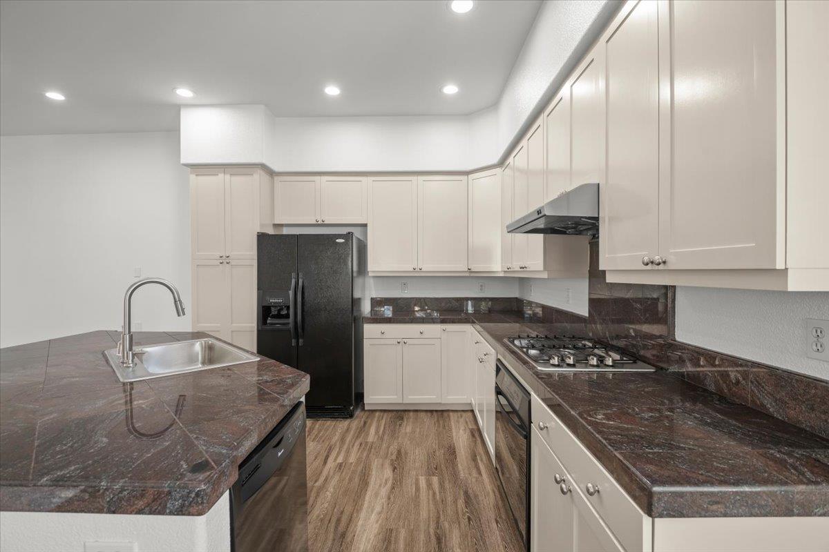 Photo #5: ML82039229 Listing: Photo #5