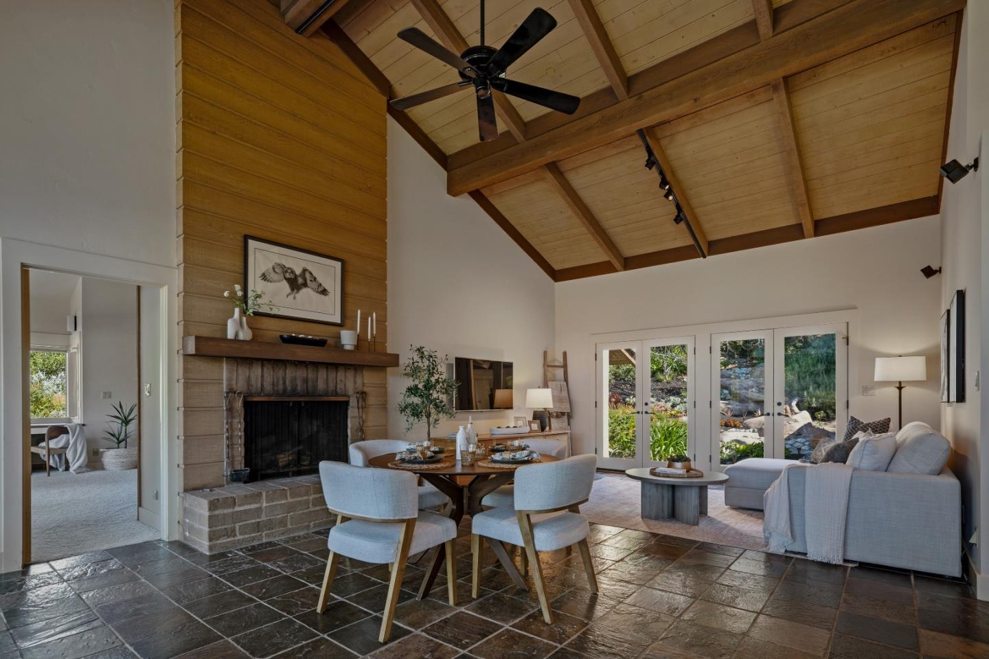 Detail Gallery Image 16 of 35 For 131 Rancho Rd, Carmel Valley,  CA 93924 - 3 Beds | 2/1 Baths