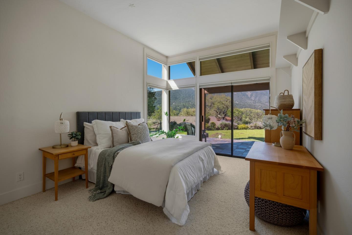 Detail Gallery Image 23 of 35 For 131 Rancho Rd, Carmel Valley,  CA 93924 - 3 Beds | 2/1 Baths