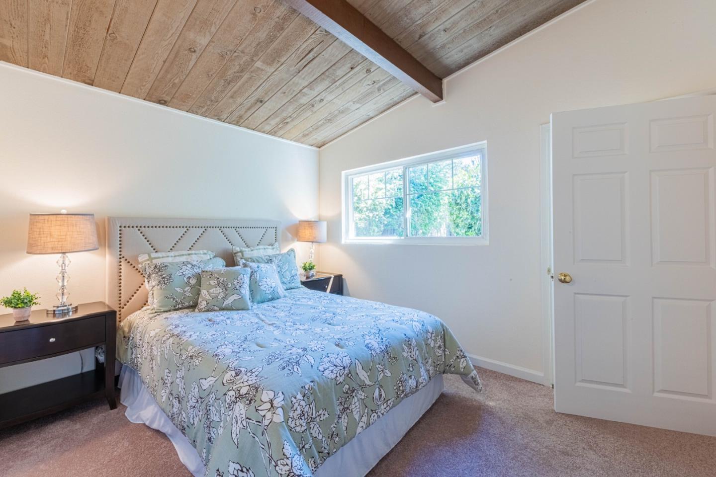 Detail Gallery Image 23 of 32 For 1227 Shafter Ave, Pacific Grove,  CA 93950 - 3 Beds | 1/1 Baths