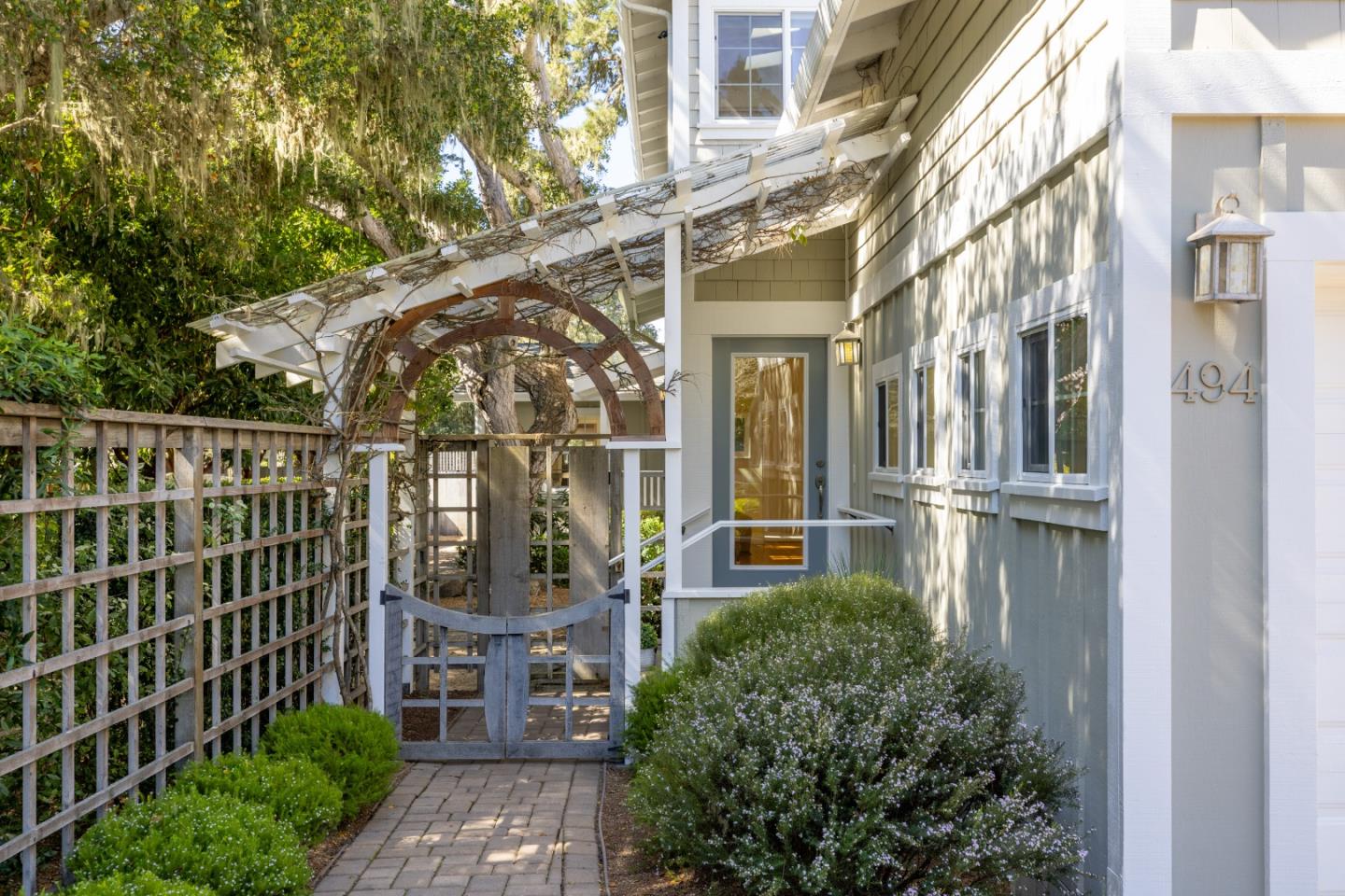 Detail Gallery Image 2 of 42 For 494 Grove Acre, Pacific Grove,  CA 93950 - 4 Beds | 3 Baths