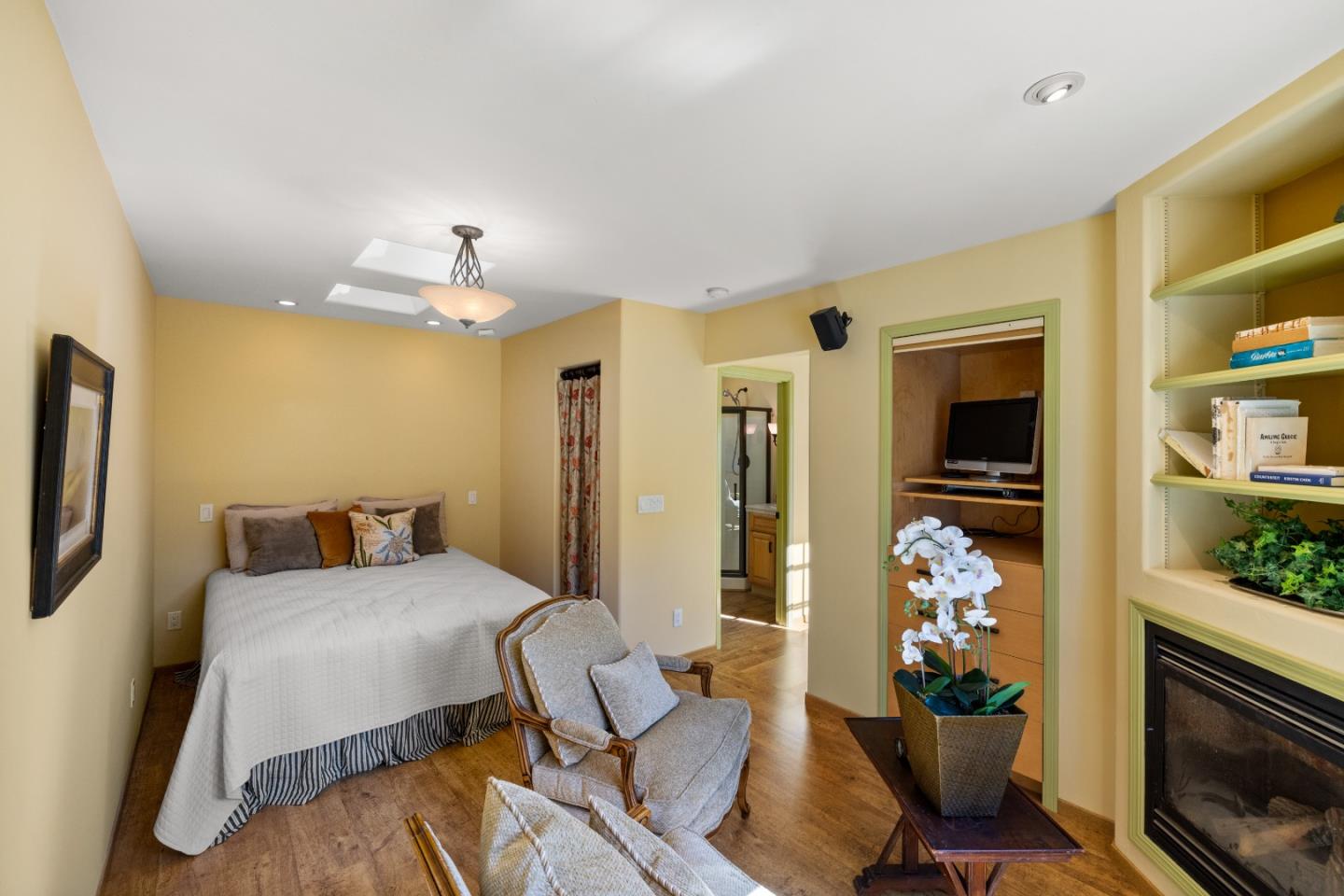 Detail Gallery Image 31 of 42 For 494 Grove Acre, Pacific Grove,  CA 93950 - 4 Beds | 3 Baths