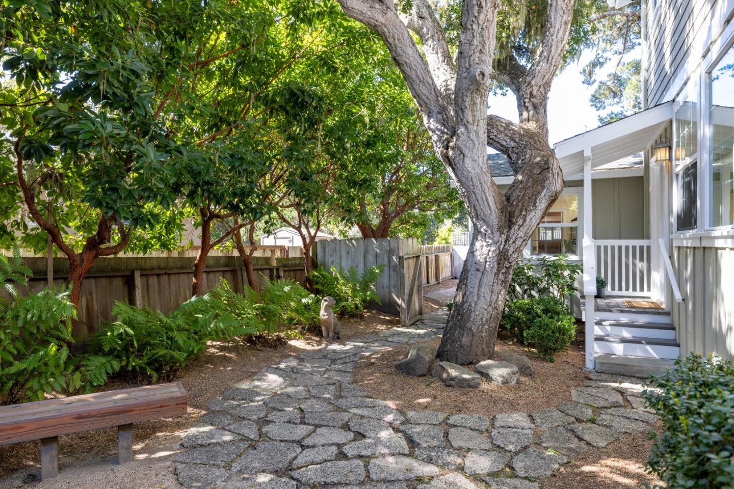 Detail Gallery Image 33 of 42 For 494 Grove Acre, Pacific Grove,  CA 93950 - 4 Beds | 3 Baths