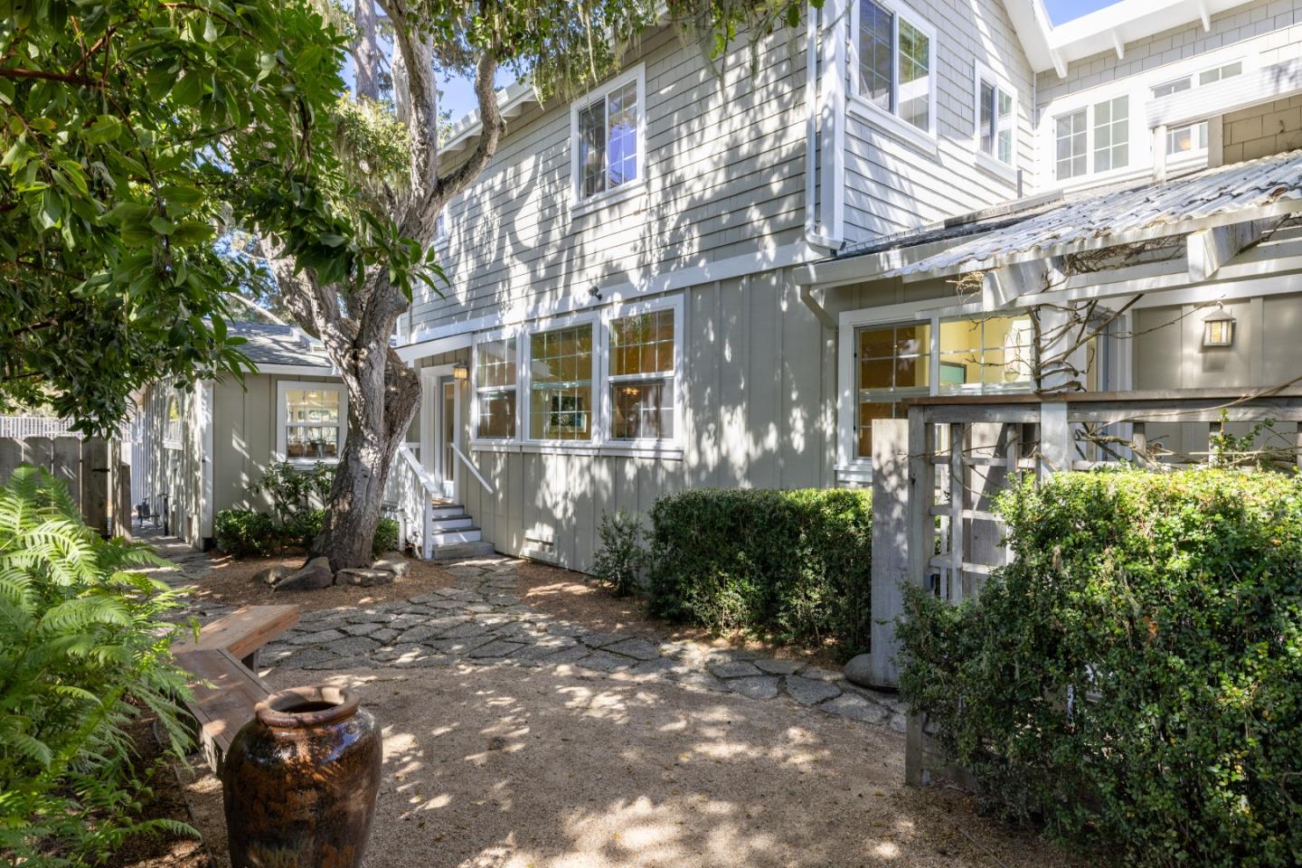 494 Grove Acre, Pacific Grove, CA, 93950