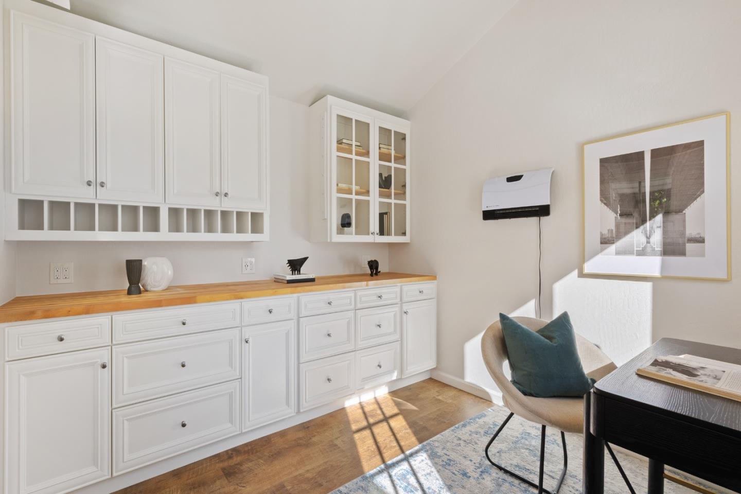 Detail Gallery Image 26 of 32 For 5087 Harwood Rd, San Jose,  CA 95124 - 5 Beds | 3/1 Baths