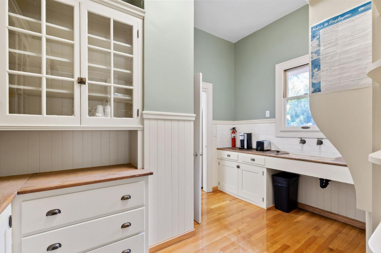 Detail Gallery Image 14 of 81 For 1650 the Alameda, San Jose,  CA 95126 - – Beds | – Baths