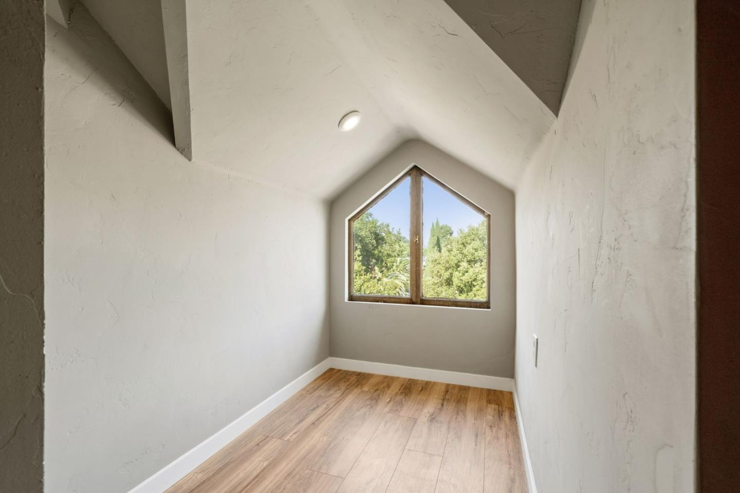 Detail Gallery Image 32 of 81 For 1650 the Alameda, San Jose,  CA 95126 - – Beds | – Baths