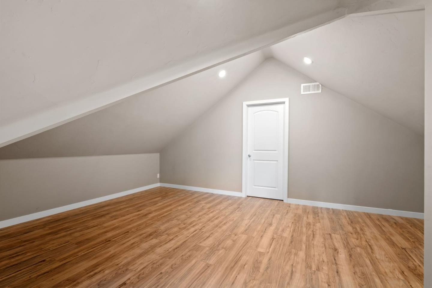 Detail Gallery Image 34 of 81 For 1650 the Alameda, San Jose,  CA 95126 - – Beds | – Baths