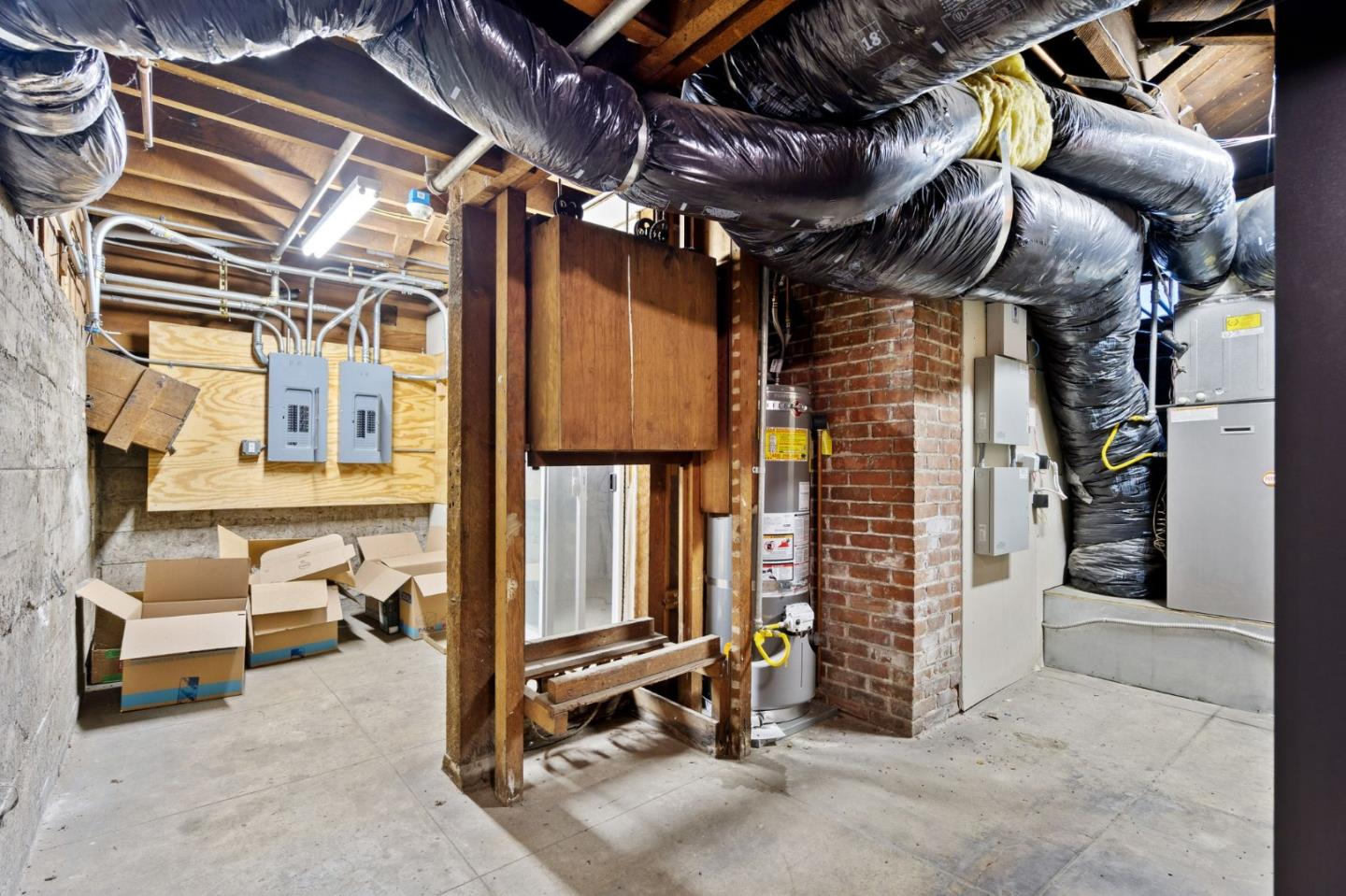 Detail Gallery Image 48 of 81 For 1650 the Alameda, San Jose,  CA 95126 - – Beds | – Baths