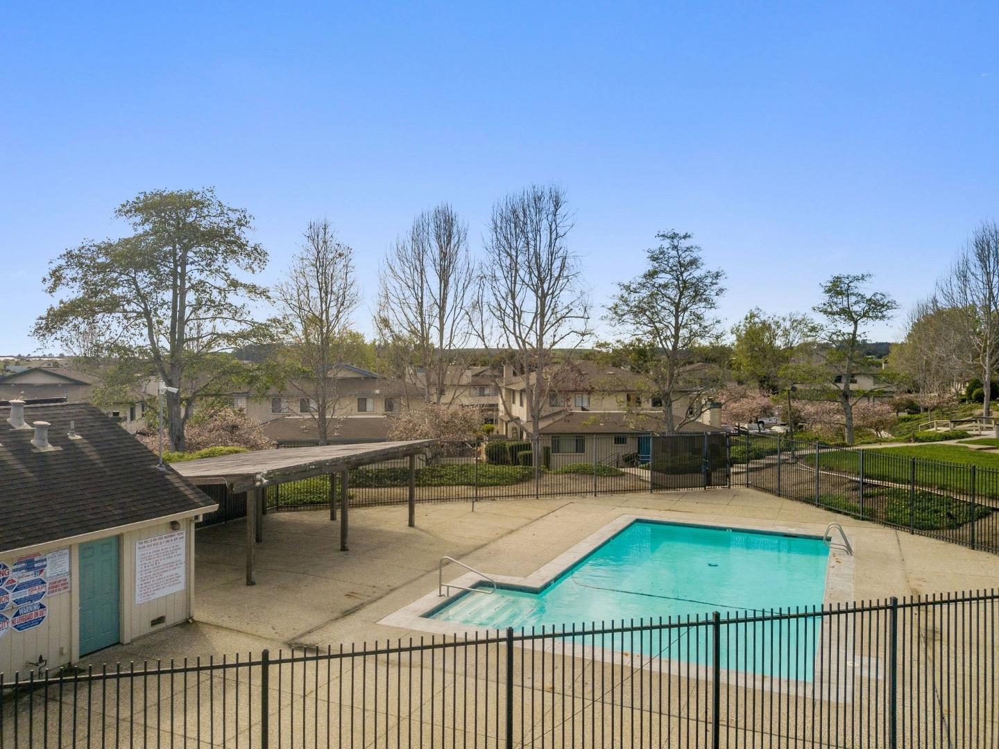 Detail Gallery Image 24 of 29 For 240 Green Meadow Dr #B,  Watsonville,  CA 95076 - 3 Beds | 1/1 Baths