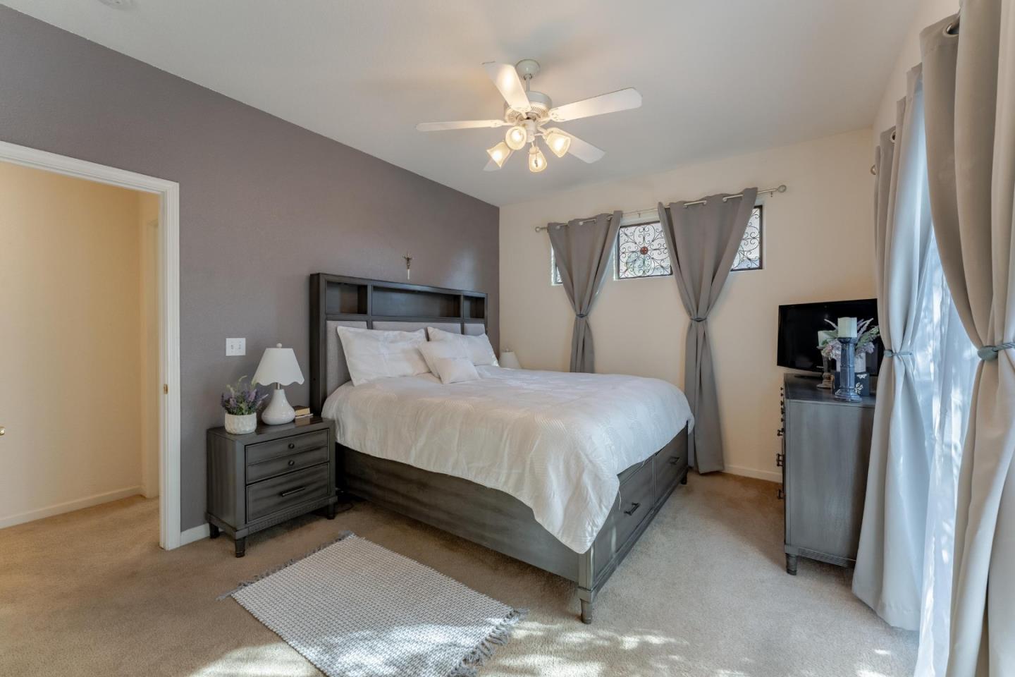 Detail Gallery Image 16 of 23 For 2919 Las Flores Cir, Los Banos,  CA 93635 - 3 Beds | 2 Baths