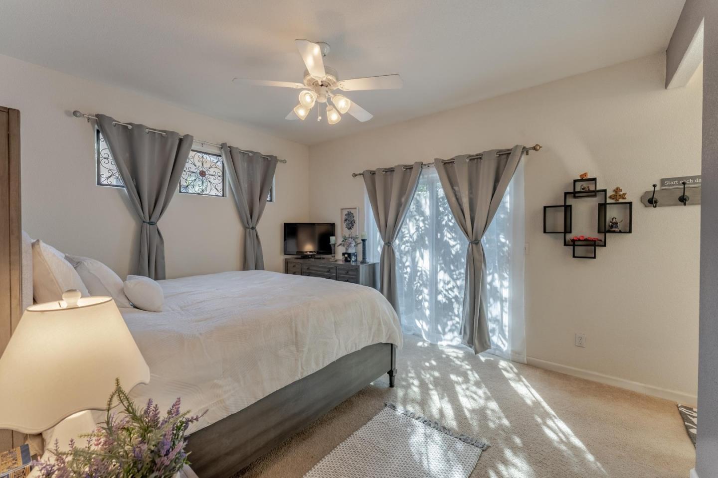Detail Gallery Image 17 of 23 For 2919 Las Flores Cir, Los Banos,  CA 93635 - 3 Beds | 2 Baths