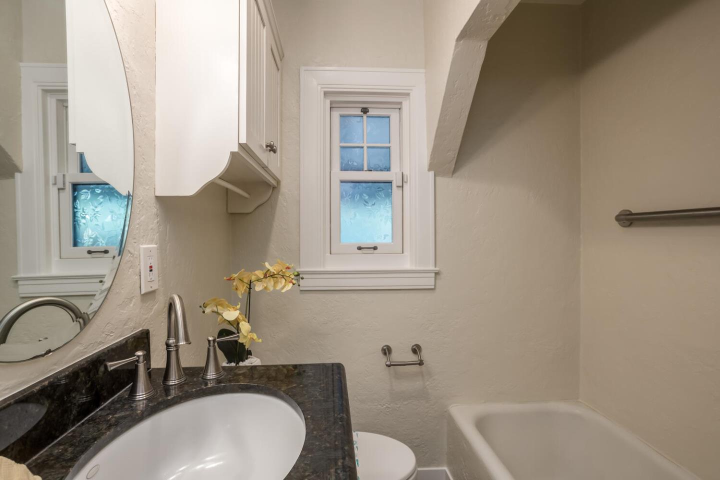 Detail Gallery Image 21 of 27 For 938 Chabrant Way, San Jose,  CA 95125 - 2 Beds | 1 Baths