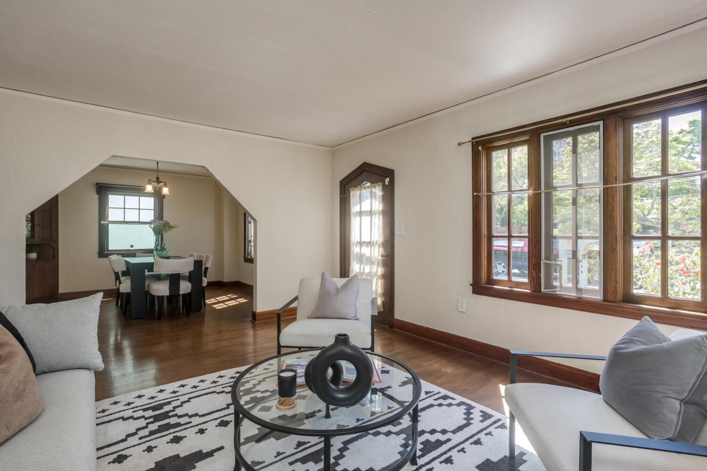 Detail Gallery Image 4 of 27 For 938 Chabrant Way, San Jose,  CA 95125 - 2 Beds | 1 Baths