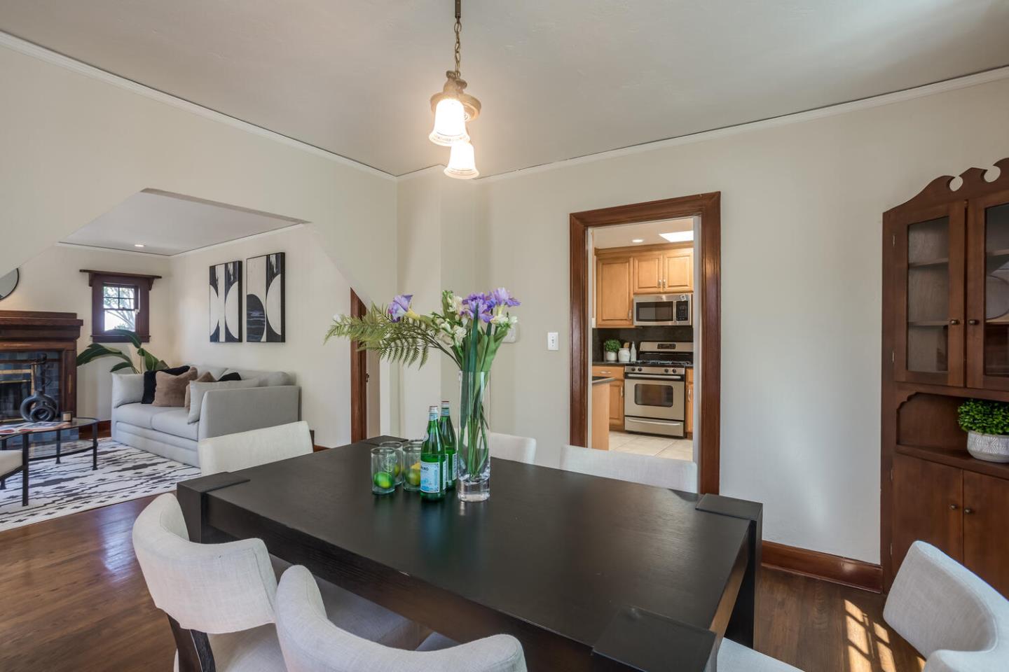 Detail Gallery Image 7 of 27 For 938 Chabrant Way, San Jose,  CA 95125 - 2 Beds | 1 Baths