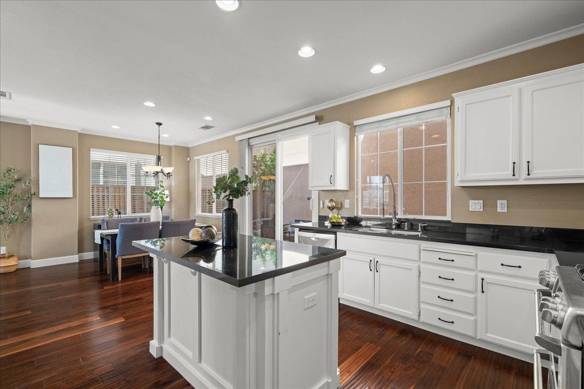 Detail Gallery Image 8 of 24 For 2235 3rd St, Santa Clara,  CA 95054 - 4 Beds | 2/1 Baths