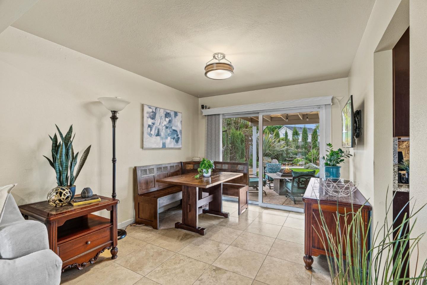 Detail Gallery Image 8 of 45 For 1751 Meridian Ave, San Jose,  CA 95125 - 4 Beds | 2 Baths