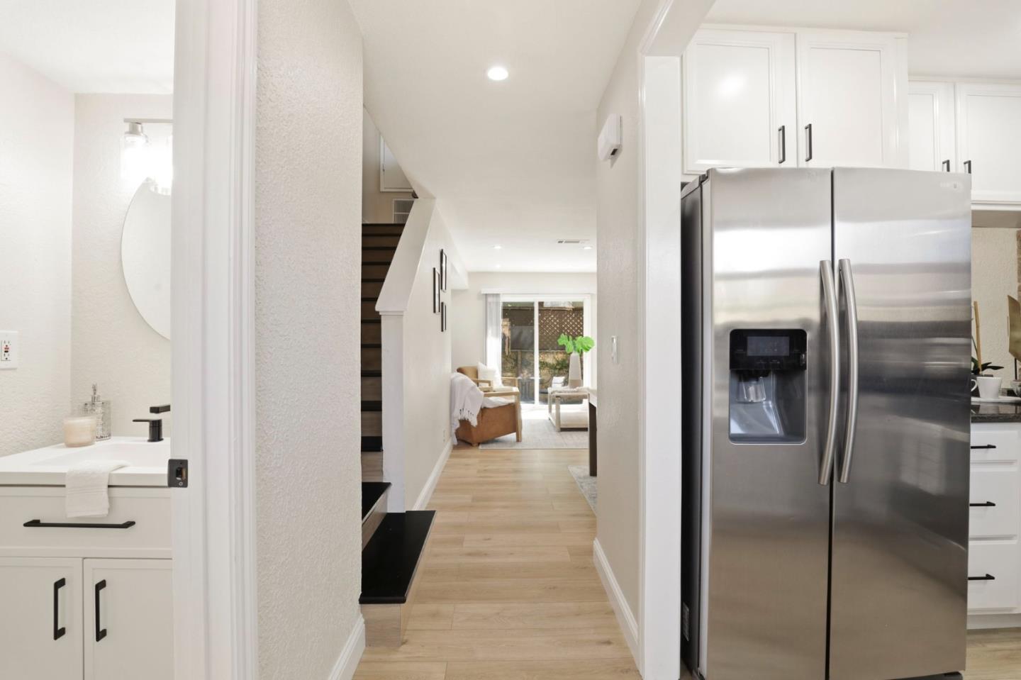 Detail Gallery Image 3 of 23 For 6151 Camino Verde Dr a,  San Jose,  CA 95119 - 2 Beds | 1/1 Baths