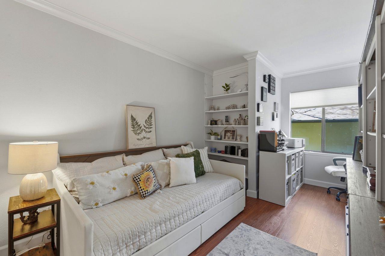 Detail Gallery Image 13 of 18 For 2140 Santa Cruz Ave #D105,  Menlo Park,  CA 94025 - 2 Beds | 2 Baths