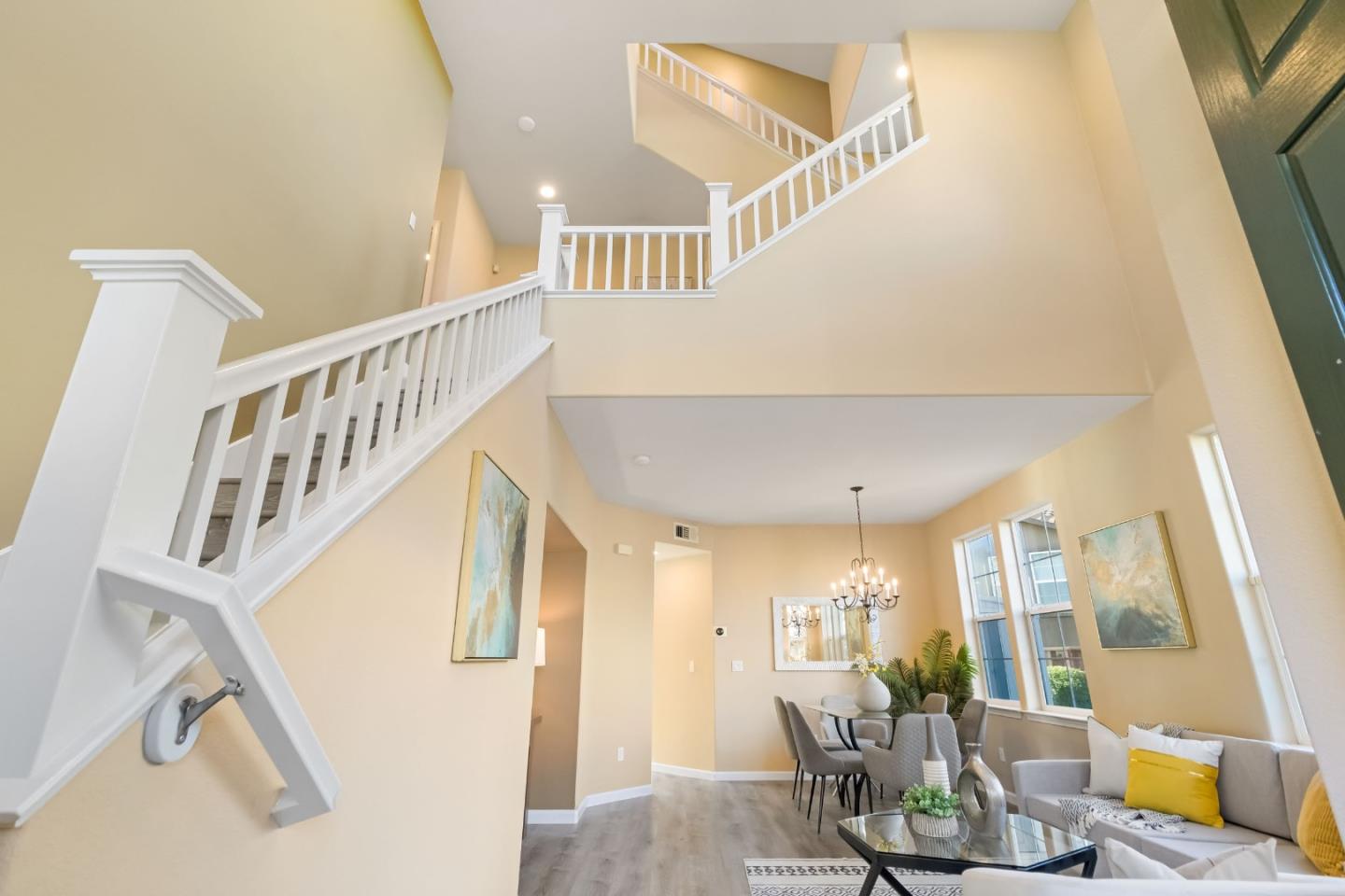 Detail Gallery Image 18 of 62 For 300 Crestridge Ct, San Jose,  CA 95138 - 5 Beds | 3 Baths