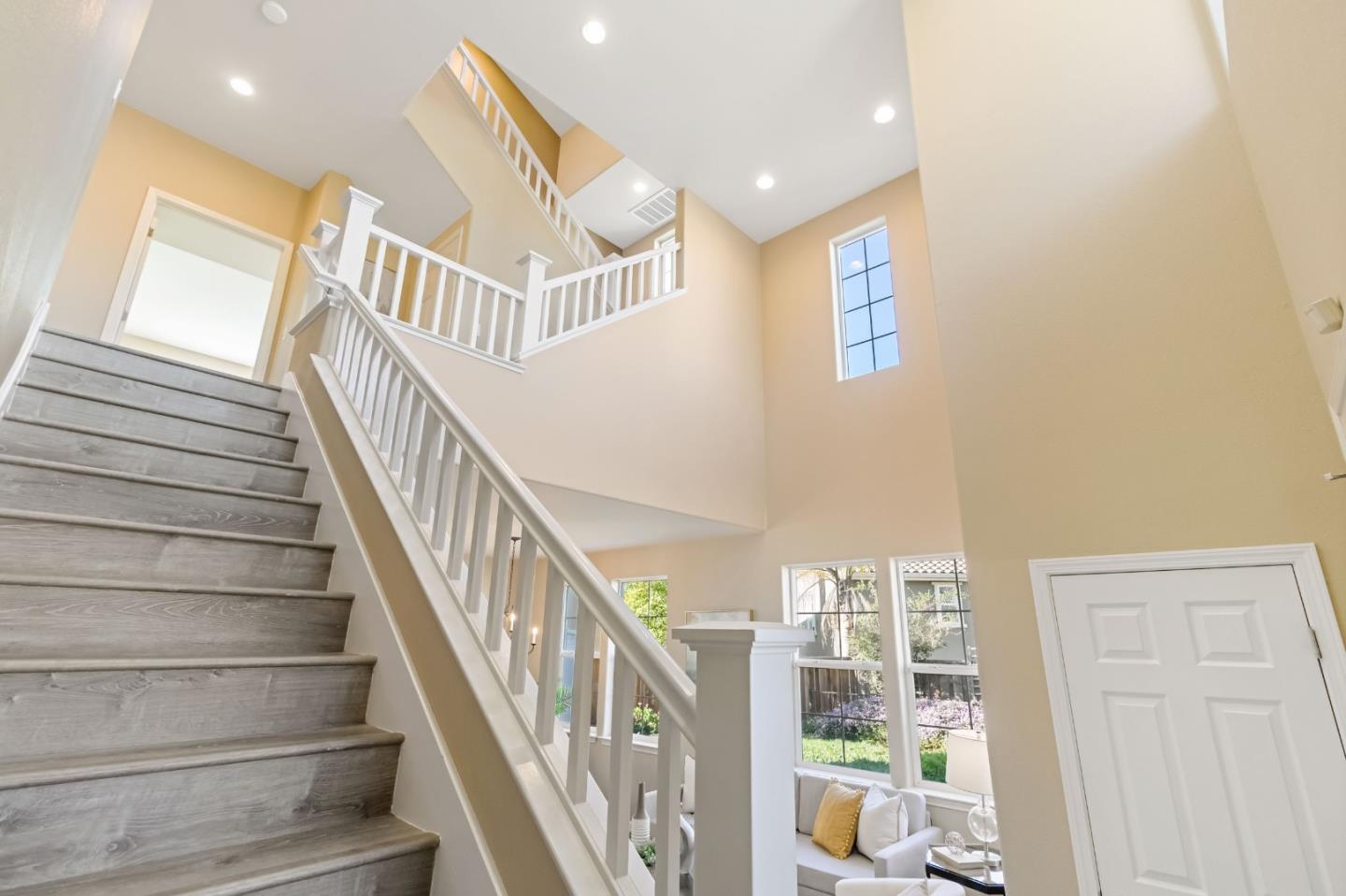 Detail Gallery Image 19 of 62 For 300 Crestridge Ct, San Jose,  CA 95138 - 5 Beds | 3 Baths