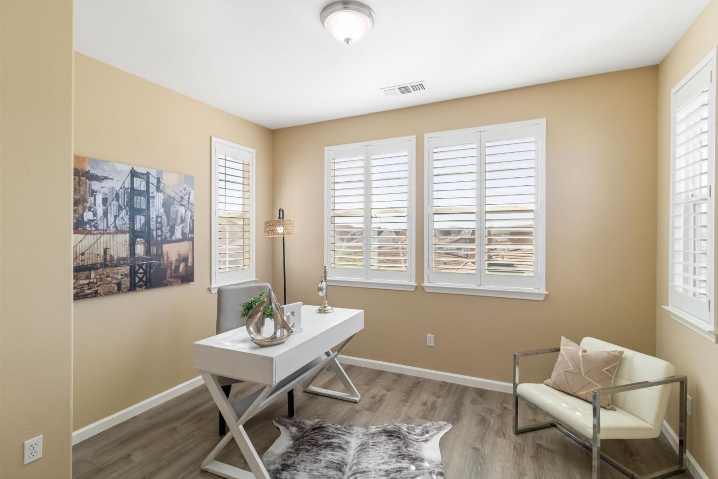 Detail Gallery Image 33 of 62 For 300 Crestridge Ct, San Jose,  CA 95138 - 5 Beds | 3 Baths