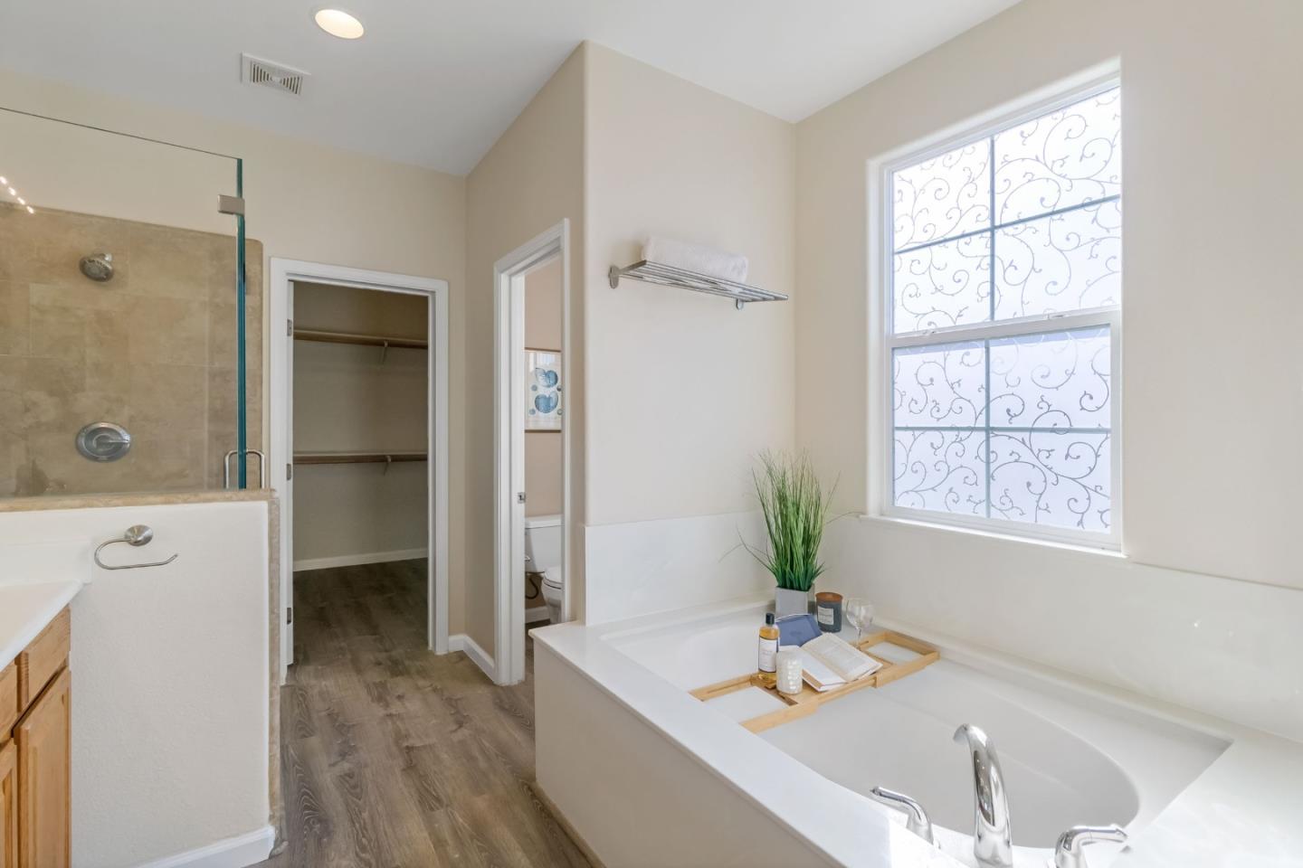 Detail Gallery Image 36 of 62 For 300 Crestridge Ct, San Jose,  CA 95138 - 5 Beds | 3 Baths