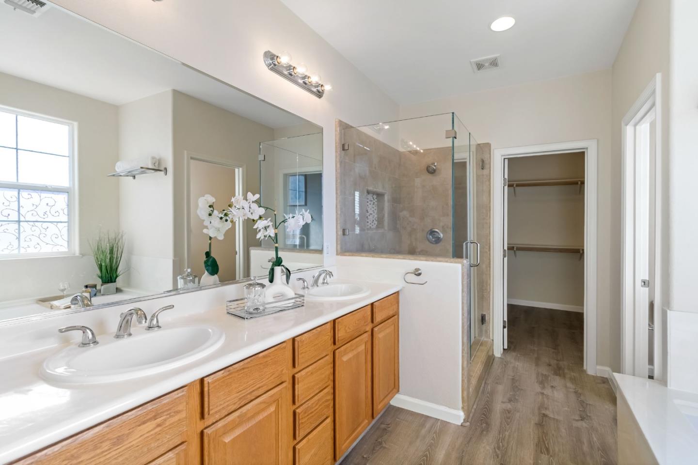 Detail Gallery Image 42 of 62 For 300 Crestridge Ct, San Jose,  CA 95138 - 5 Beds | 3 Baths