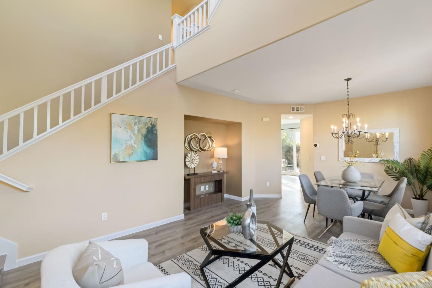 Detail Gallery Image 9 of 62 For 300 Crestridge Ct, San Jose,  CA 95138 - 5 Beds | 3 Baths