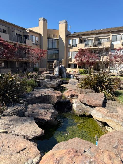 Detail Gallery Image 3 of 21 For 39224 Guardino Dr #204,  Fremont,  CA 94538 - 1 Beds | 1 Baths