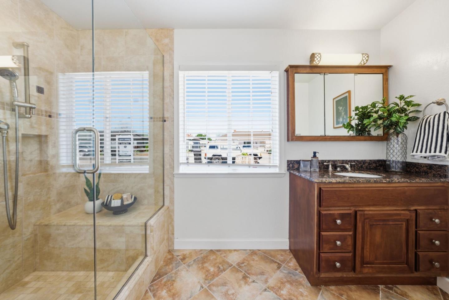 Detail Gallery Image 19 of 55 For 3046 Greenwood Dr, Fremont,  CA 94536 - 4 Beds | 2 Baths