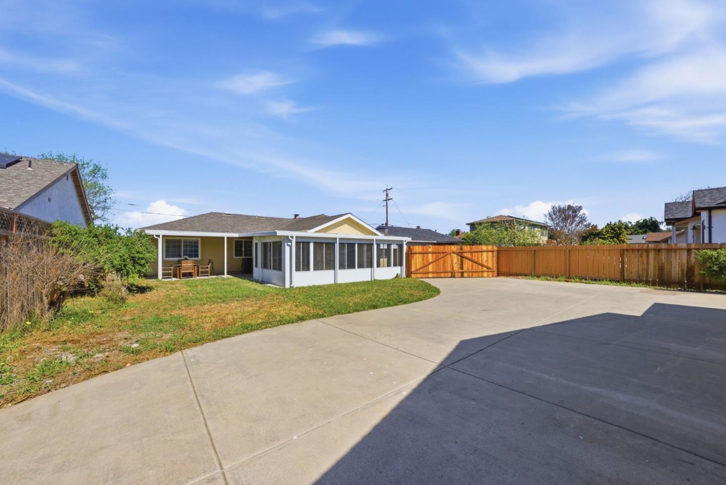 Detail Gallery Image 39 of 55 For 3046 Greenwood Dr, Fremont,  CA 94536 - 4 Beds | 2 Baths