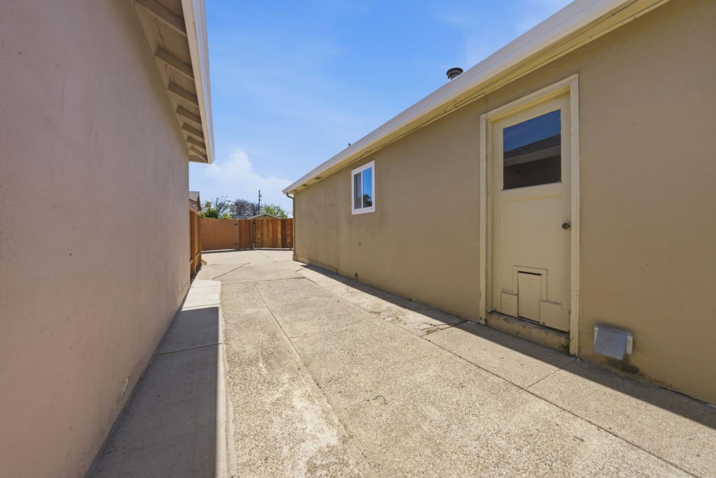 Detail Gallery Image 47 of 55 For 3046 Greenwood Dr, Fremont,  CA 94536 - 4 Beds | 2 Baths