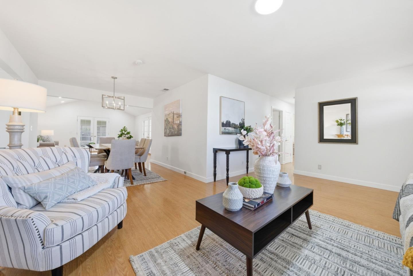 Detail Gallery Image 5 of 55 For 3046 Greenwood Dr, Fremont,  CA 94536 - 4 Beds | 2 Baths