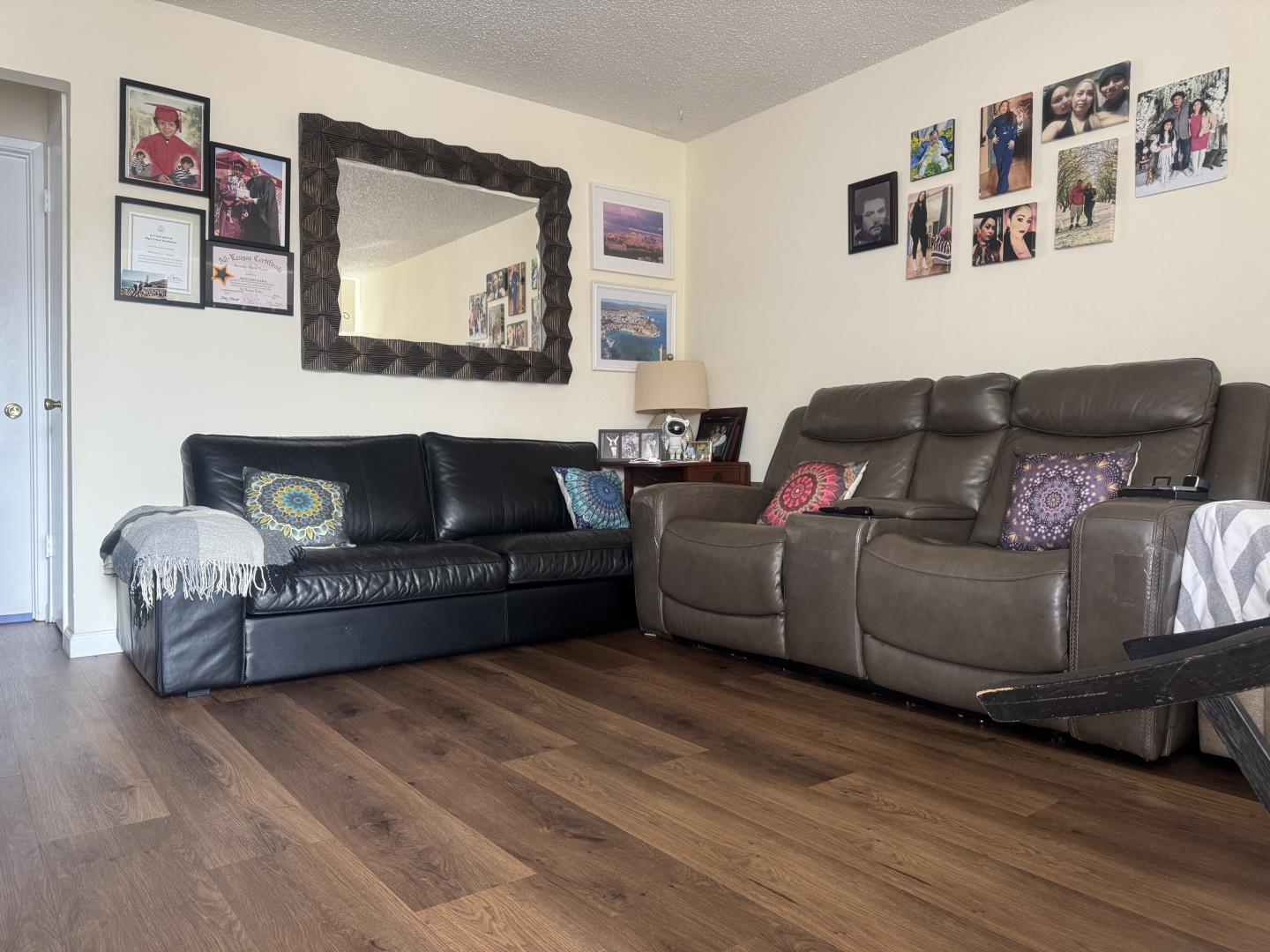 Detail Gallery Image 19 of 23 For 1610 Ottawa Ct, Sunnyvale,  CA 94087 - – Beds | – Baths