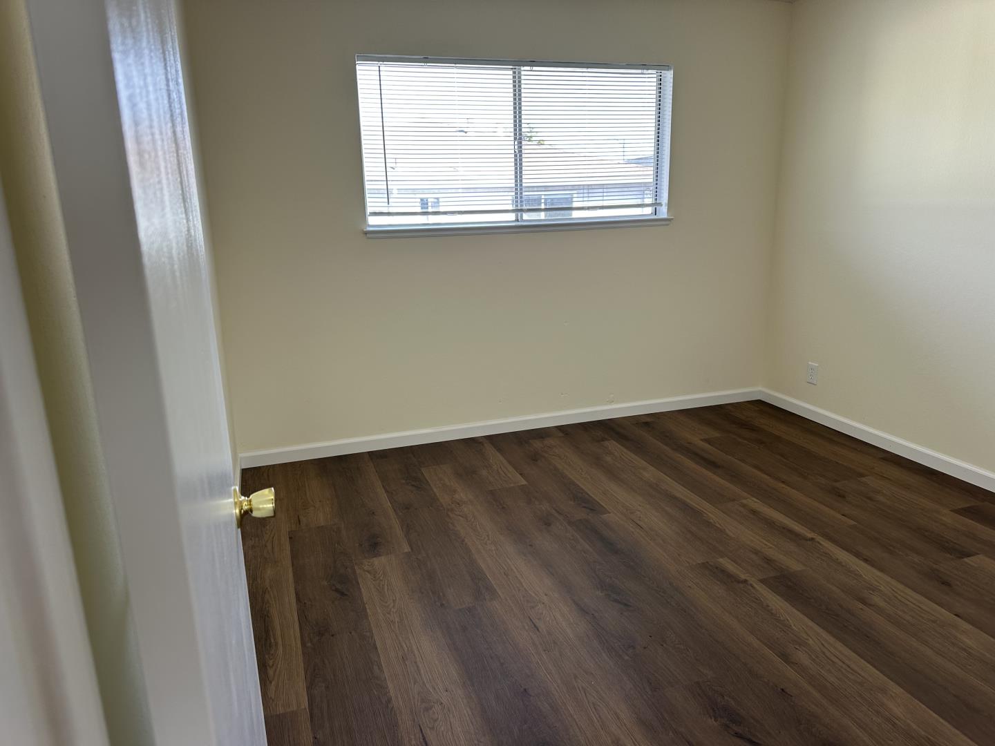 Detail Gallery Image 8 of 23 For 1610 Ottawa Ct, Sunnyvale,  CA 94087 - – Beds | – Baths