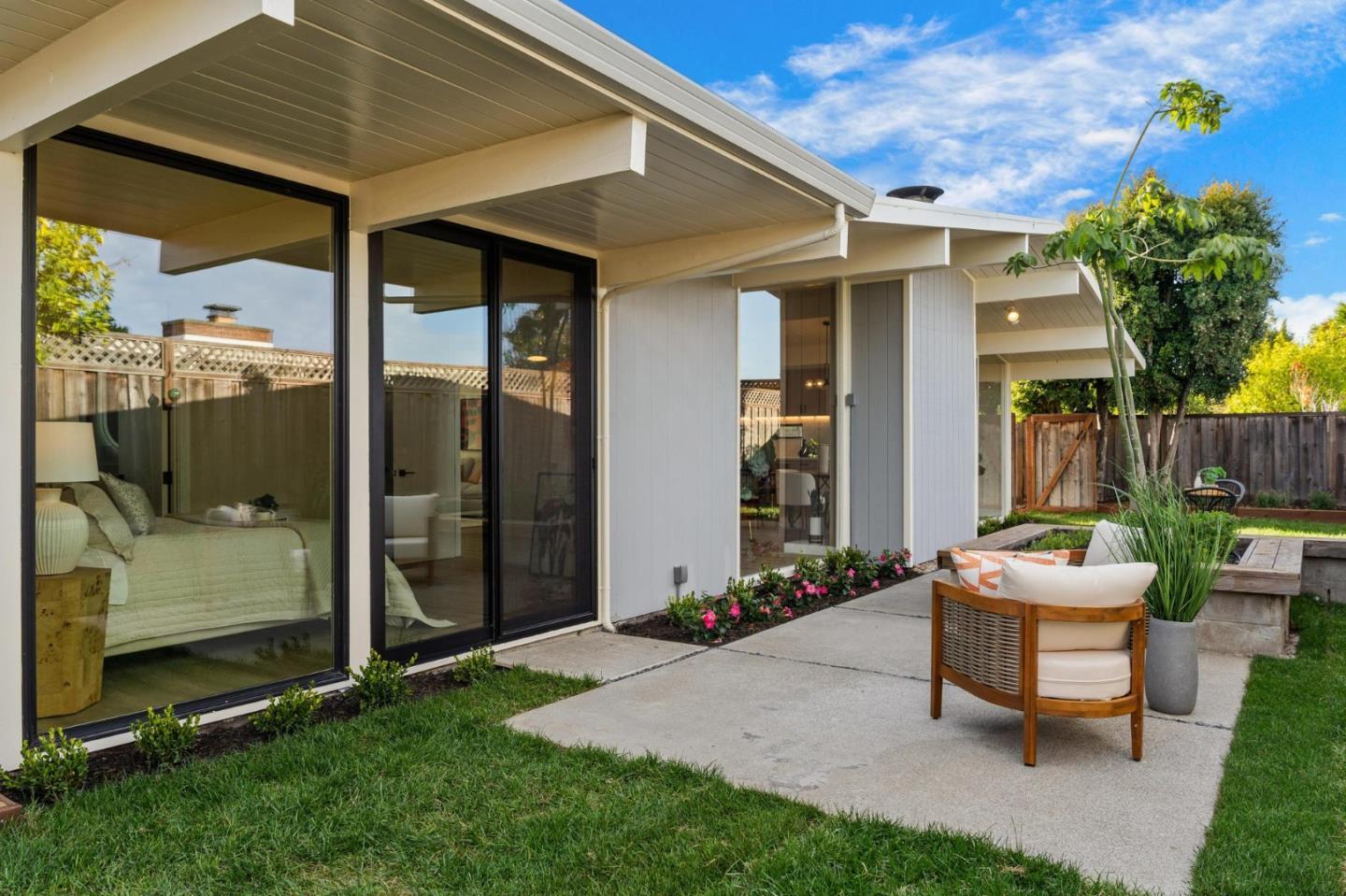 Detail Gallery Image 16 of 54 For 224 Loon Ct, Foster City,  CA 94404 - 4 Beds | 2 Baths