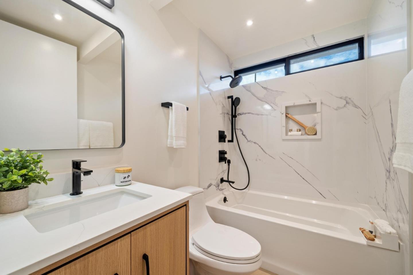 Detail Gallery Image 24 of 54 For 224 Loon Ct, Foster City,  CA 94404 - 4 Beds | 2 Baths