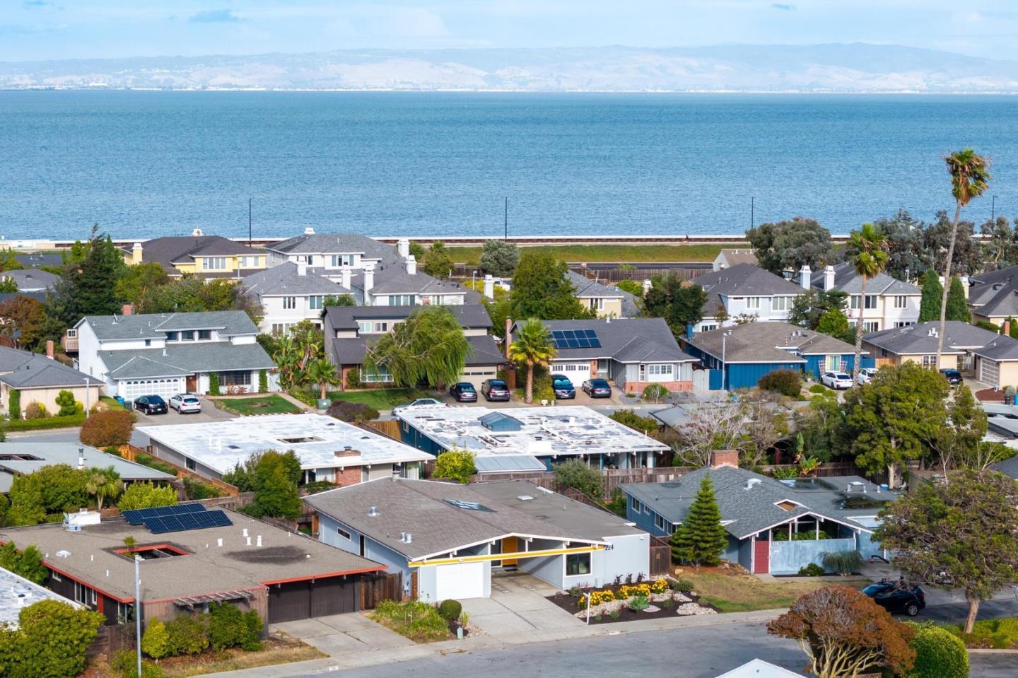 Detail Gallery Image 51 of 54 For 224 Loon Ct, Foster City,  CA 94404 - 4 Beds | 2 Baths