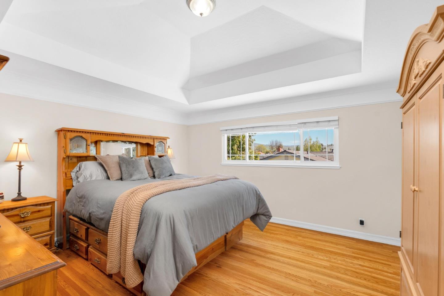 Detail Gallery Image 22 of 61 For 6280 Mountford Dr, San Jose,  CA 95123 - 4 Beds | 2/1 Baths