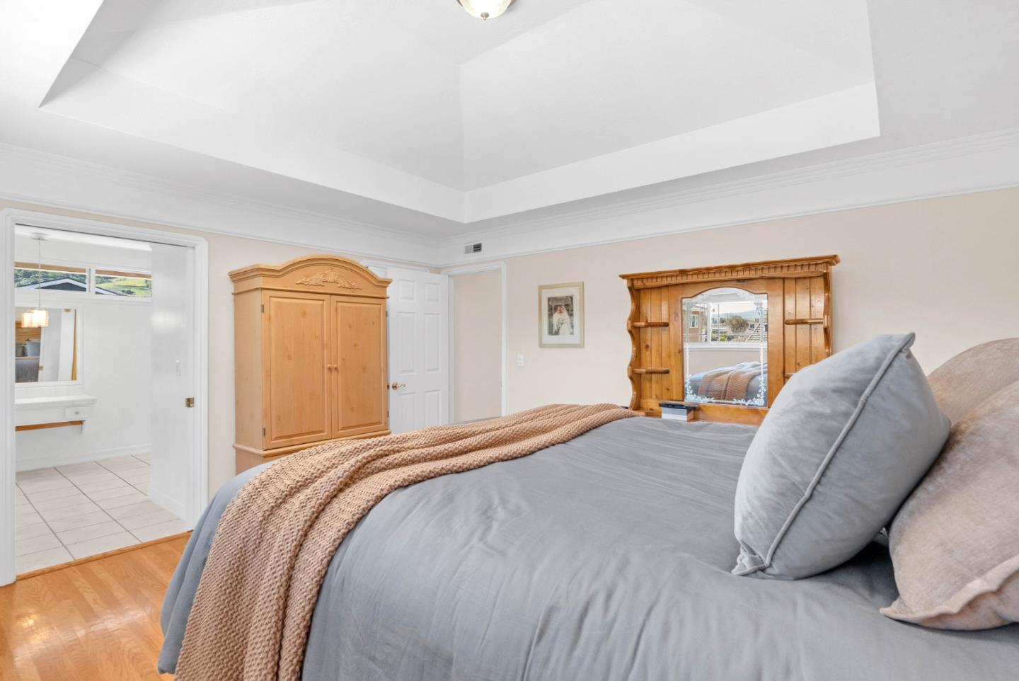 Detail Gallery Image 24 of 61 For 6280 Mountford Dr, San Jose,  CA 95123 - 4 Beds | 2/1 Baths