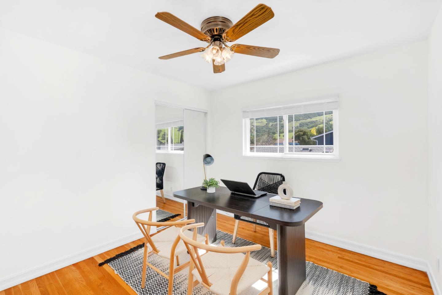 Detail Gallery Image 27 of 61 For 6280 Mountford Dr, San Jose,  CA 95123 - 4 Beds | 2/1 Baths