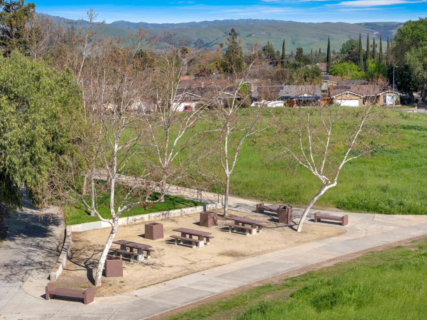 Detail Gallery Image 58 of 61 For 6280 Mountford Dr, San Jose,  CA 95123 - 4 Beds | 2/1 Baths