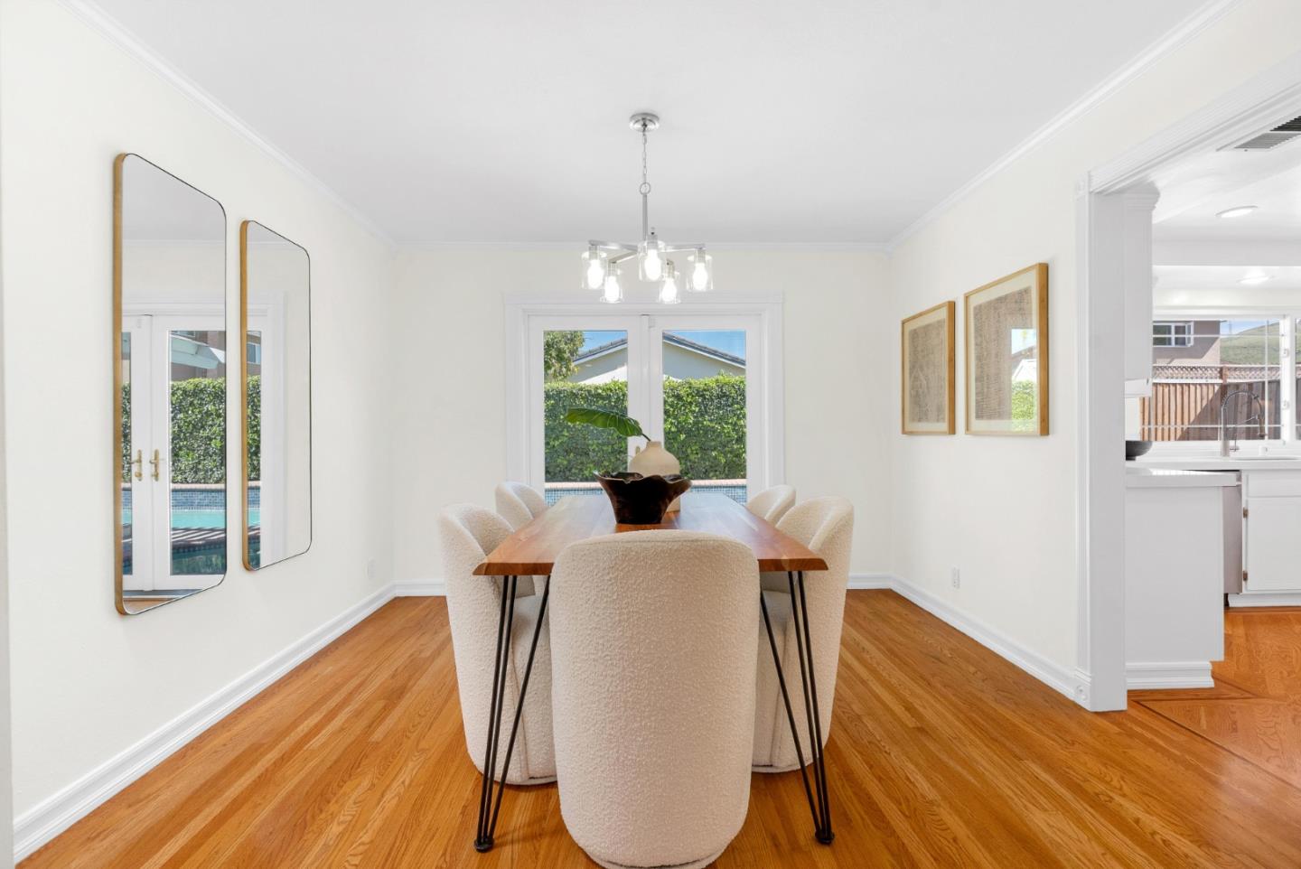 Detail Gallery Image 7 of 61 For 6280 Mountford Dr, San Jose,  CA 95123 - 4 Beds | 2/1 Baths