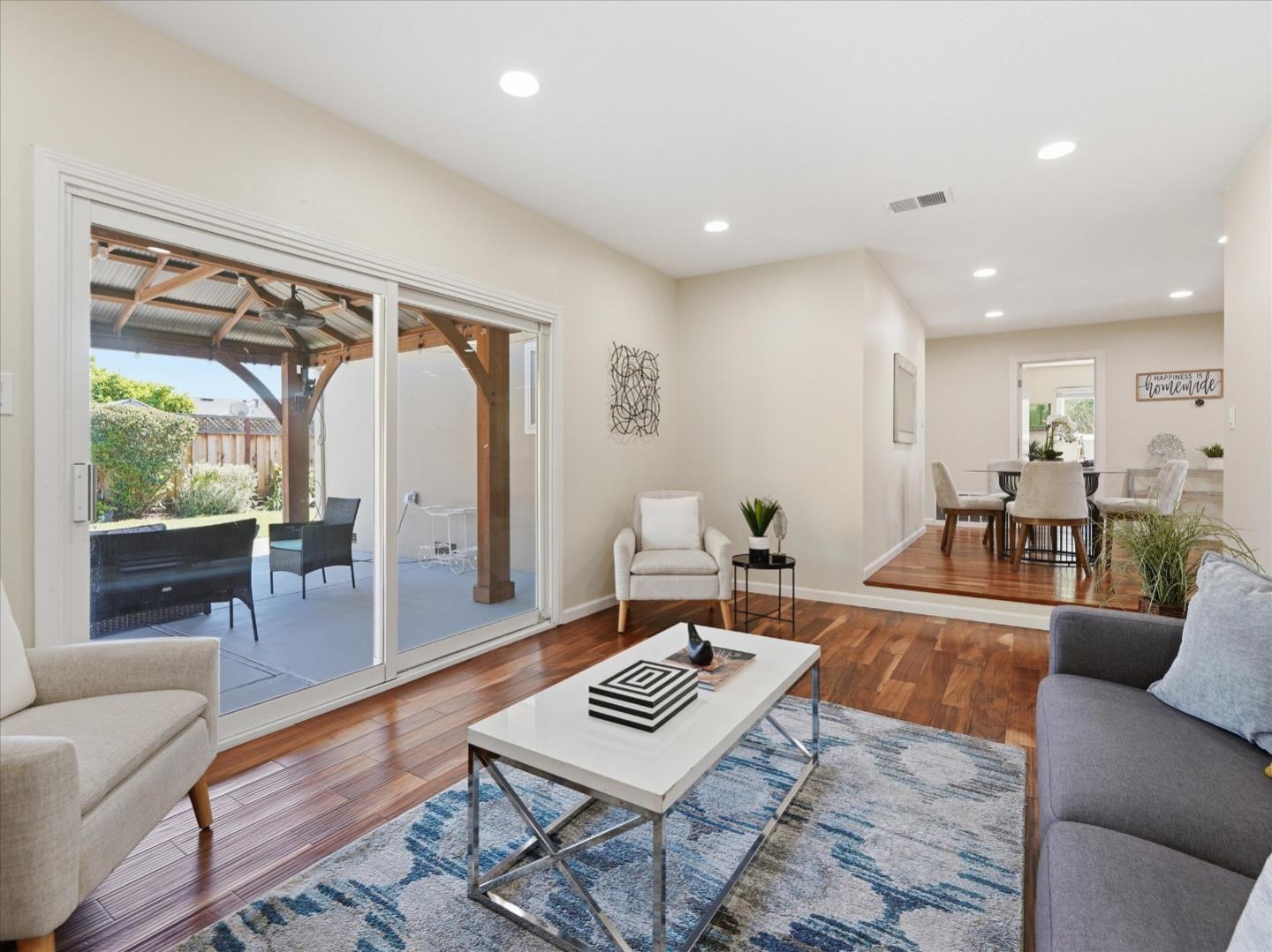 Detail Gallery Image 10 of 34 For 5711 Hillbright Cir, San Jose,  CA 95123 - 4 Beds | 2 Baths