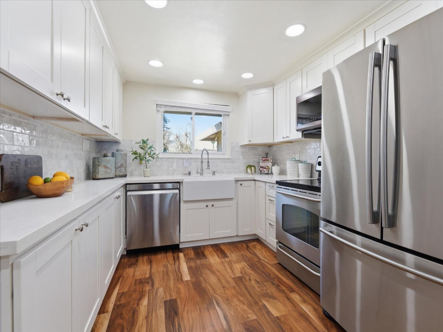 Detail Gallery Image 12 of 34 For 5711 Hillbright Cir, San Jose,  CA 95123 - 4 Beds | 2 Baths